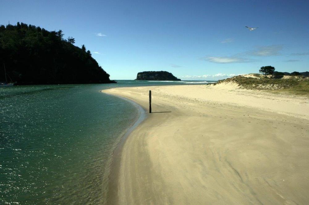 Whangamata Vistas B&B Esterno foto