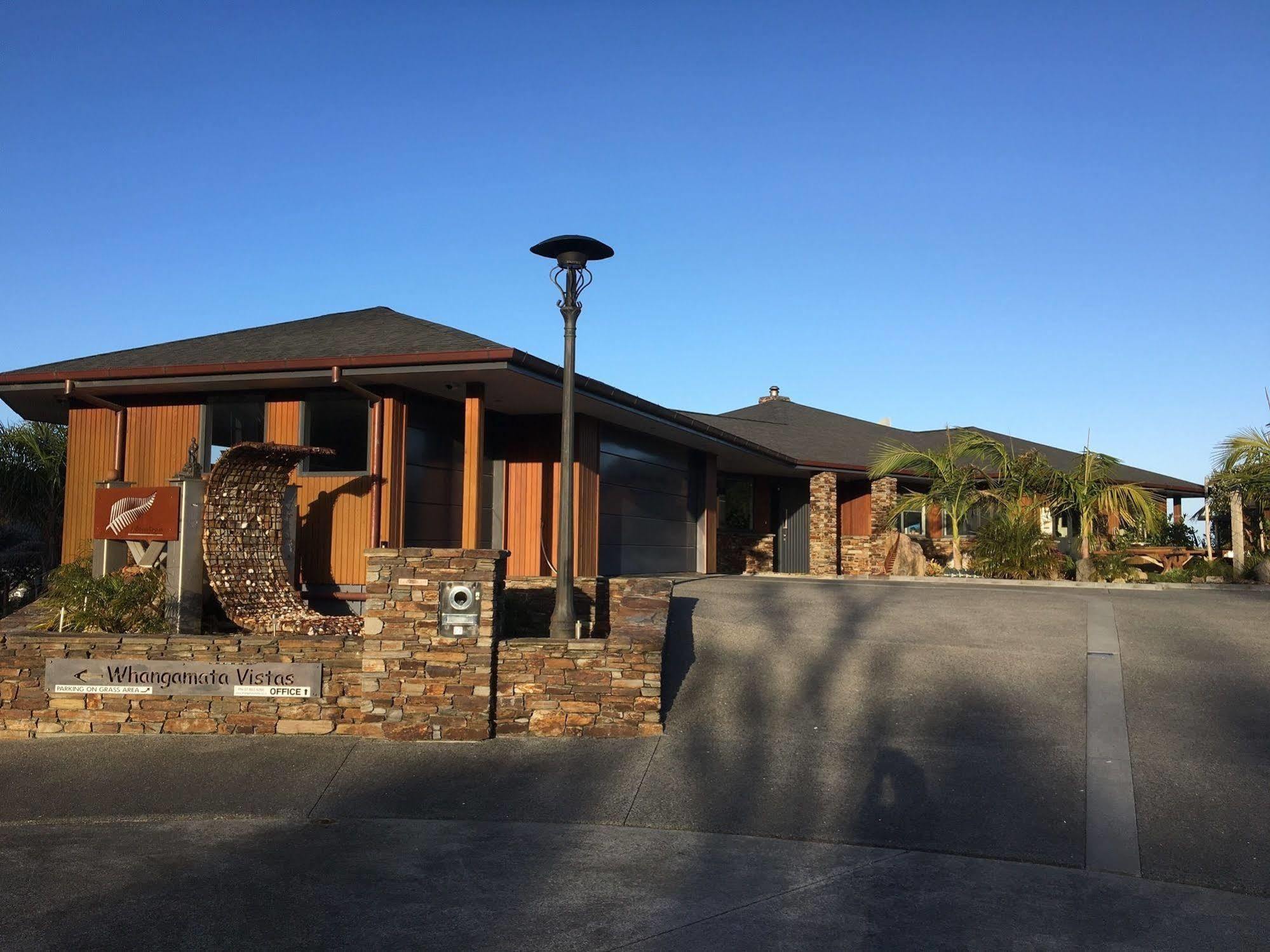 Whangamata Vistas B&B Esterno foto